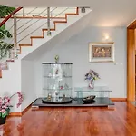 Luxury Apartment Galla