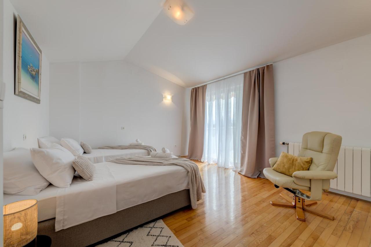 Apartment Luxury Galla *